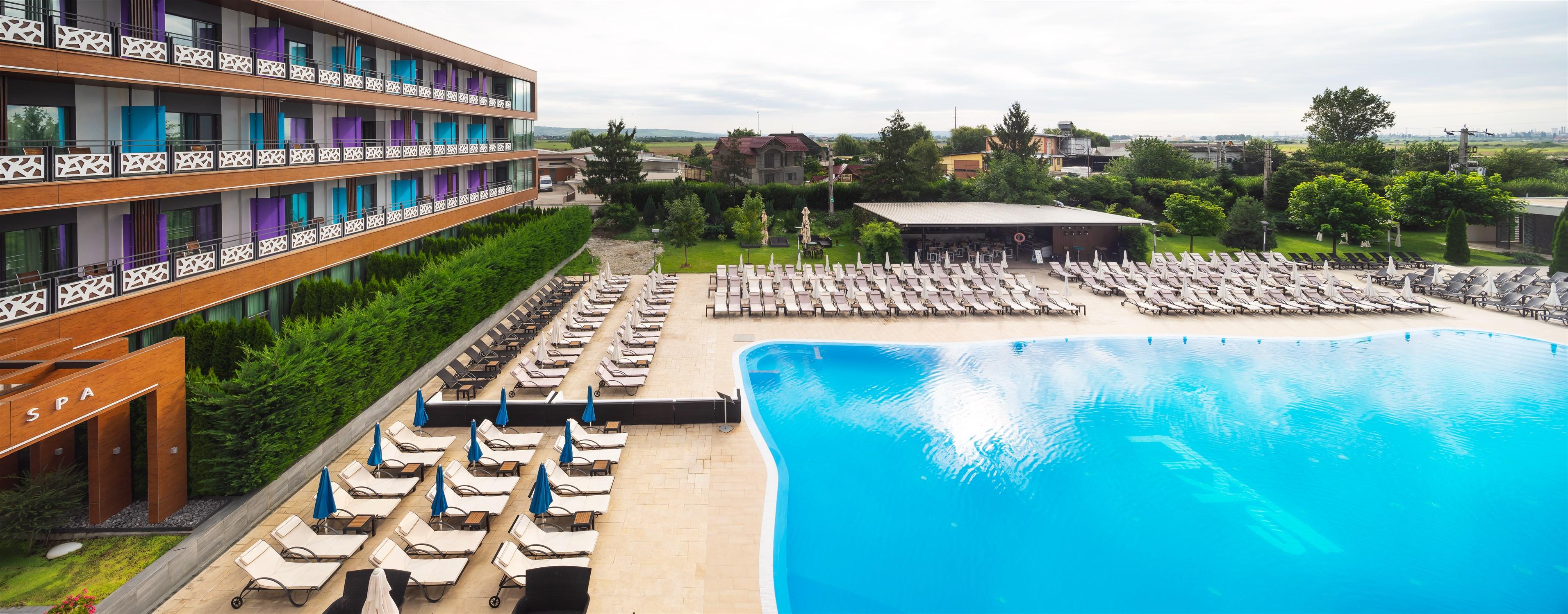 Sky Blue Hotel & Spa Paulesti  Экстерьер фото