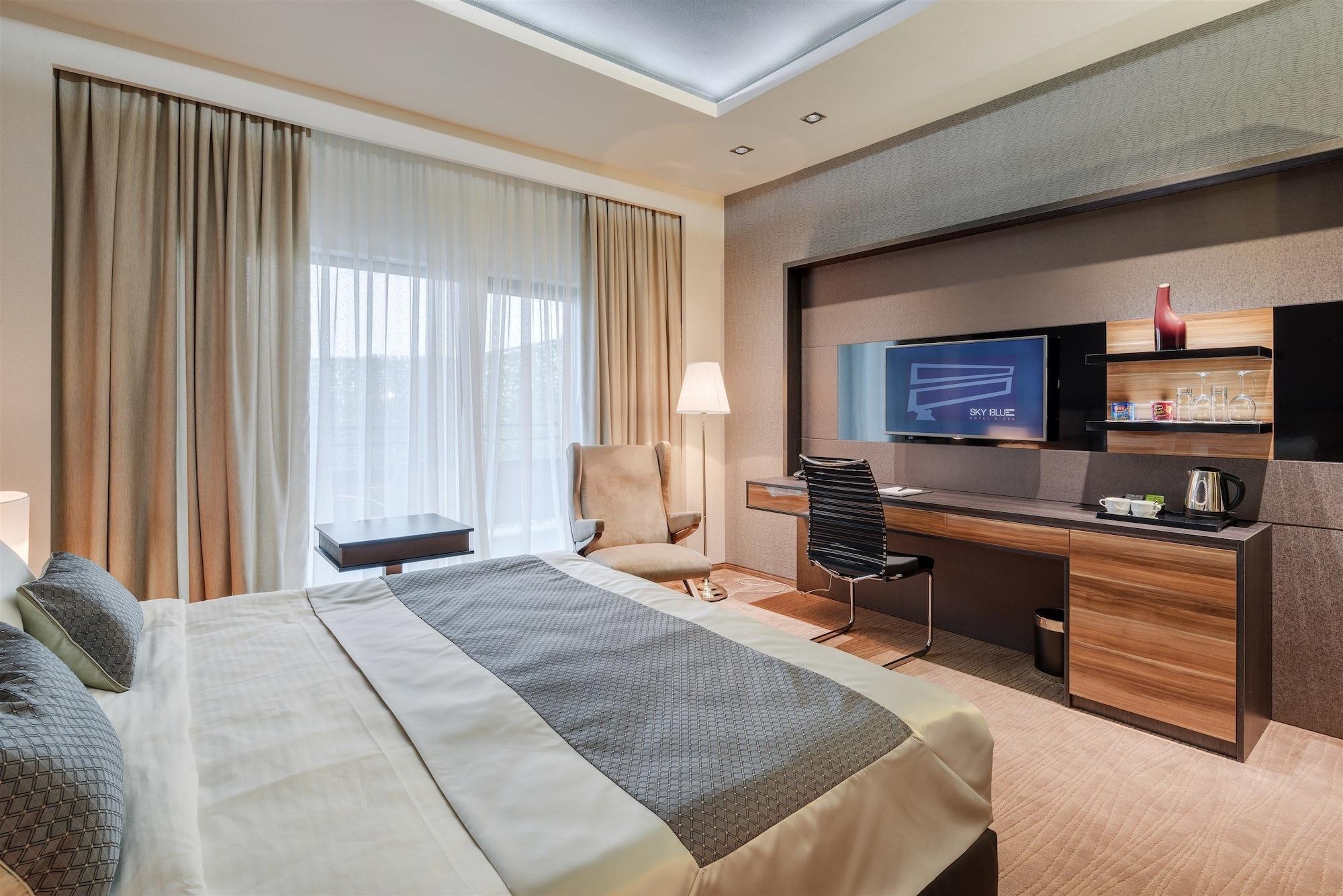 Sky Blue Hotel & Spa Paulesti  Экстерьер фото