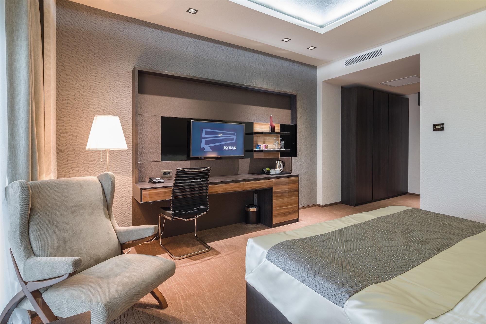 Sky Blue Hotel & Spa Paulesti  Экстерьер фото
